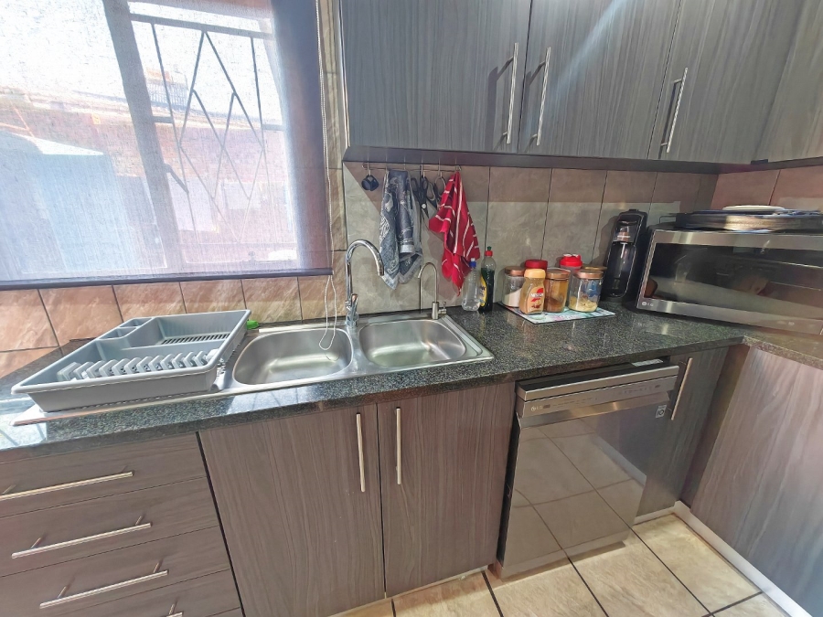 3 Bedroom Property for Sale in Uitsig Free State